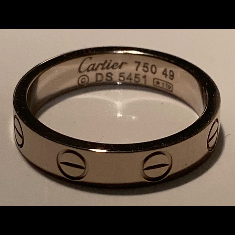 18K White Gold Cartier Love Ring